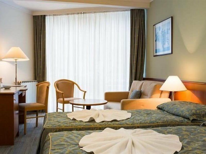Hotel Zdravilisce - Thermana Laško Extérieur photo