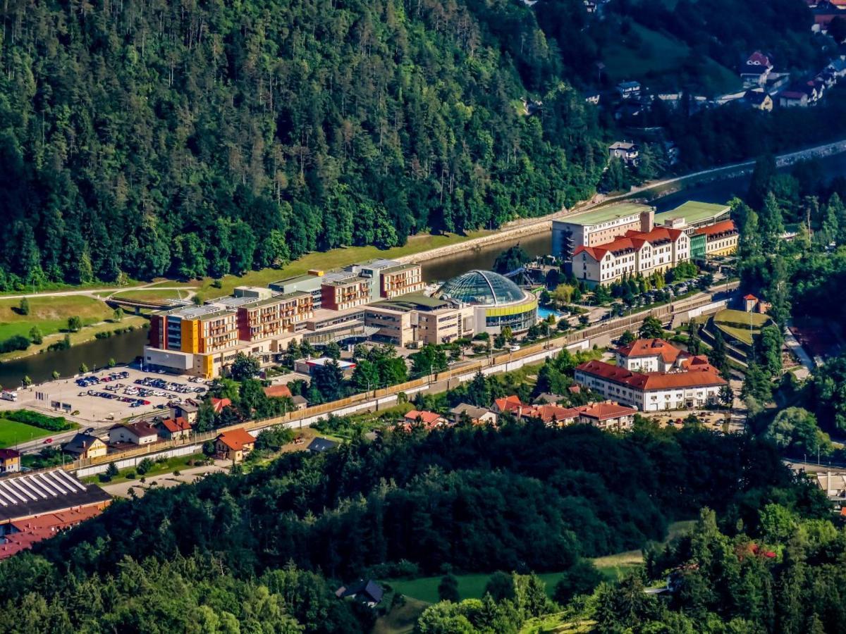 Hotel Zdravilisce - Thermana Laško Extérieur photo